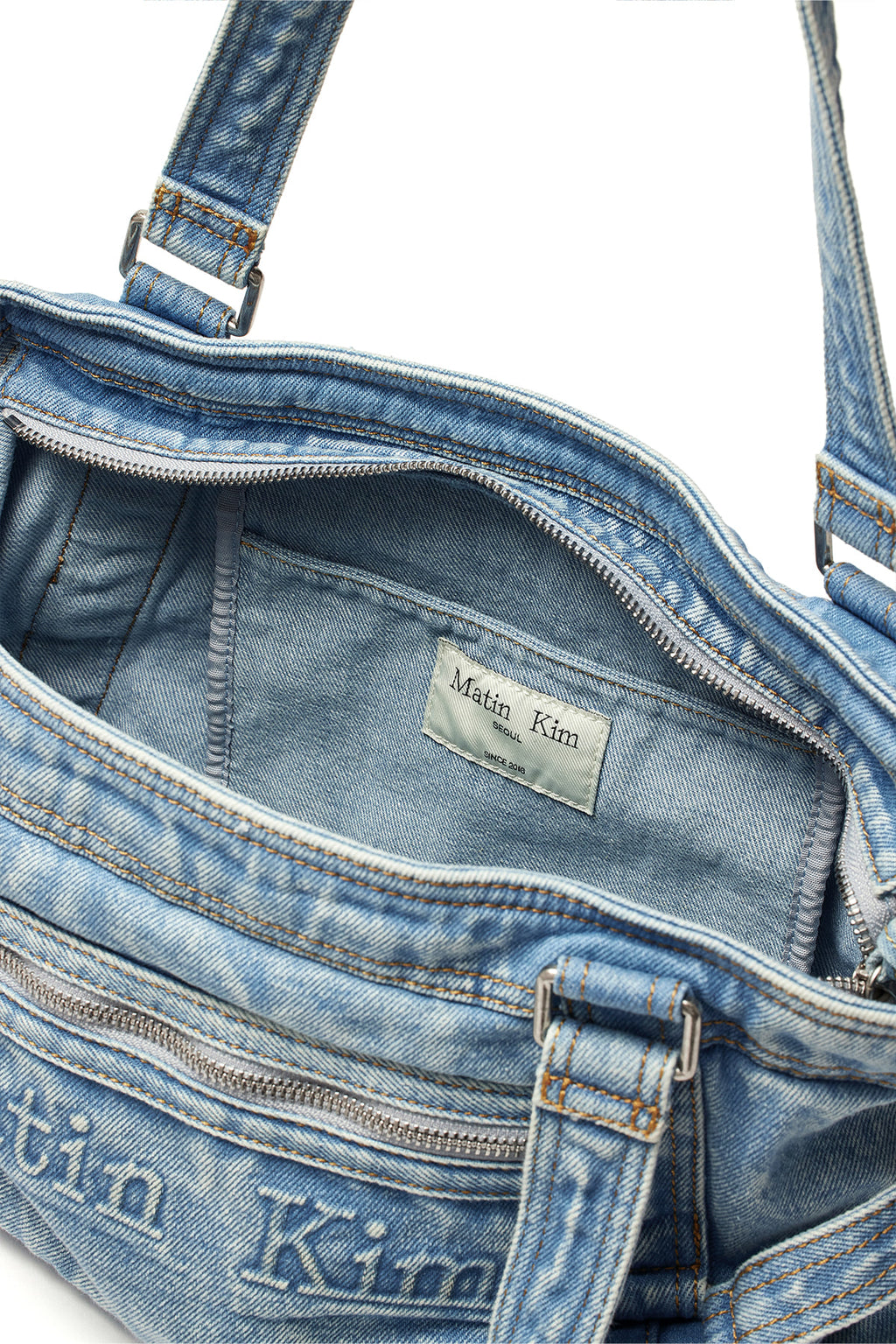 [matinkim] MATIN WASHED DENIM SQUARE BAG IN LIGHT BLUE