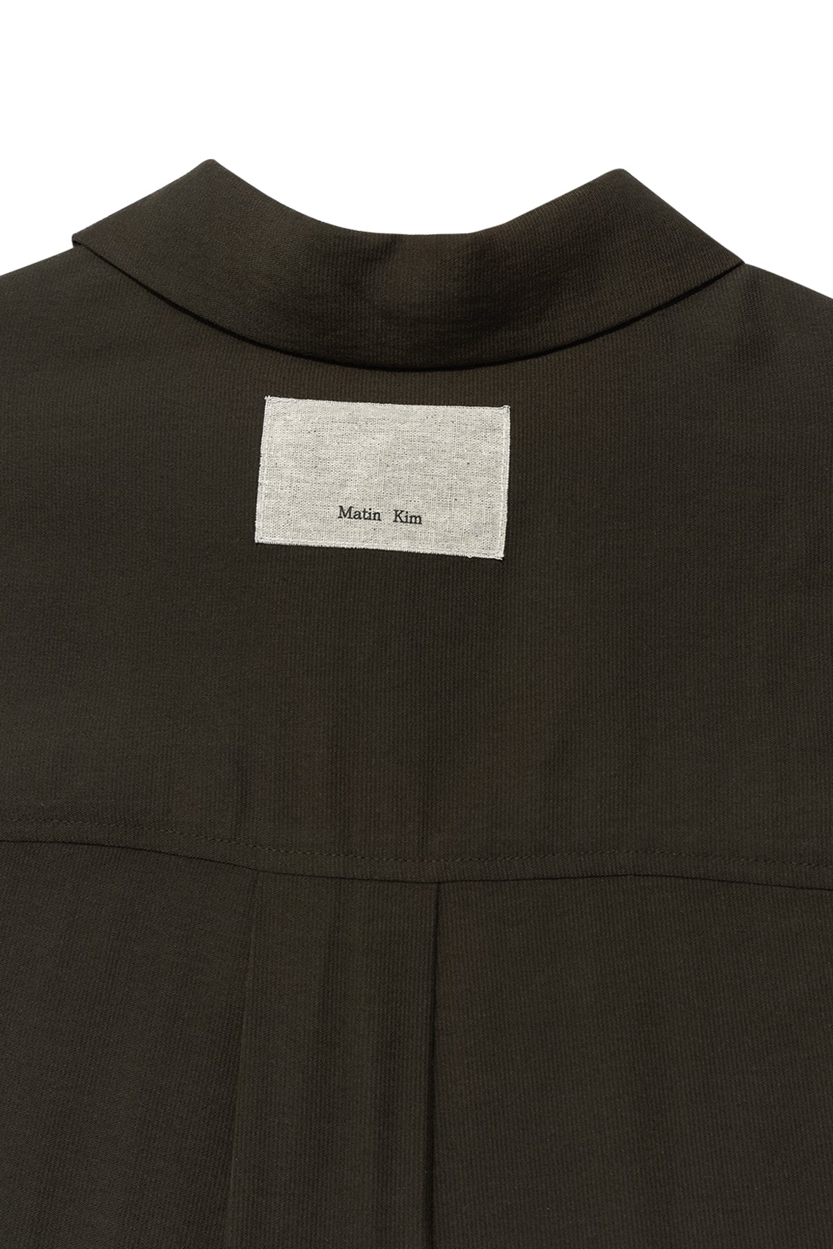 [matinkim] UNBALANCE COLLAR HALF SHIRT IN KHAKI BROWN