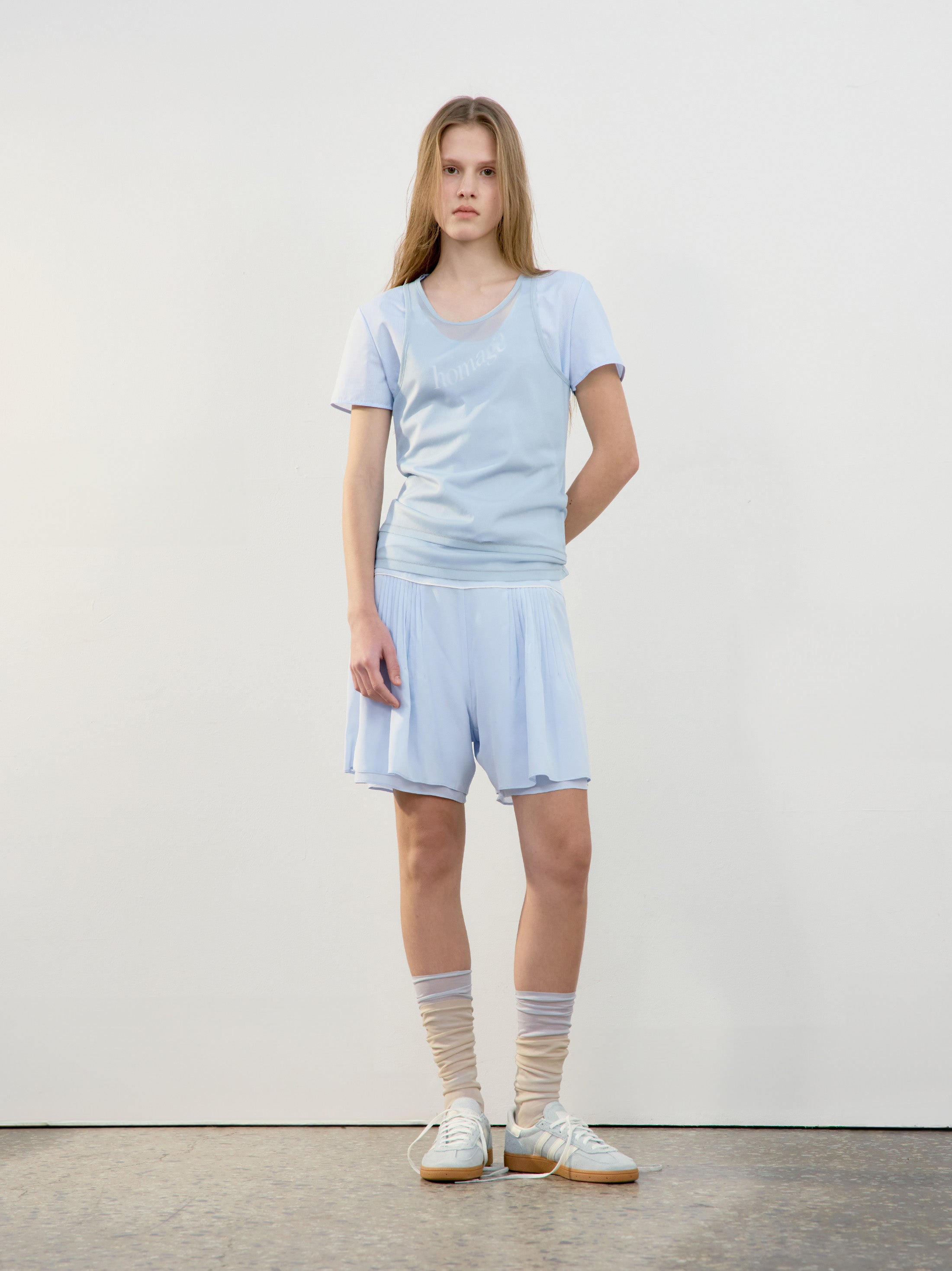 Low Classic Pleated Silk Shorts Light Blue