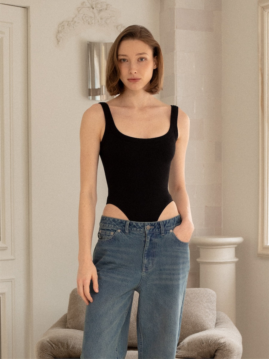GLOWNY G Scoop Neck Bodysuit (Black)