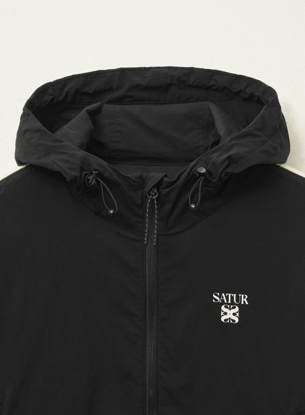 [satur] (W) Lawton Packable Windbreaker - Black