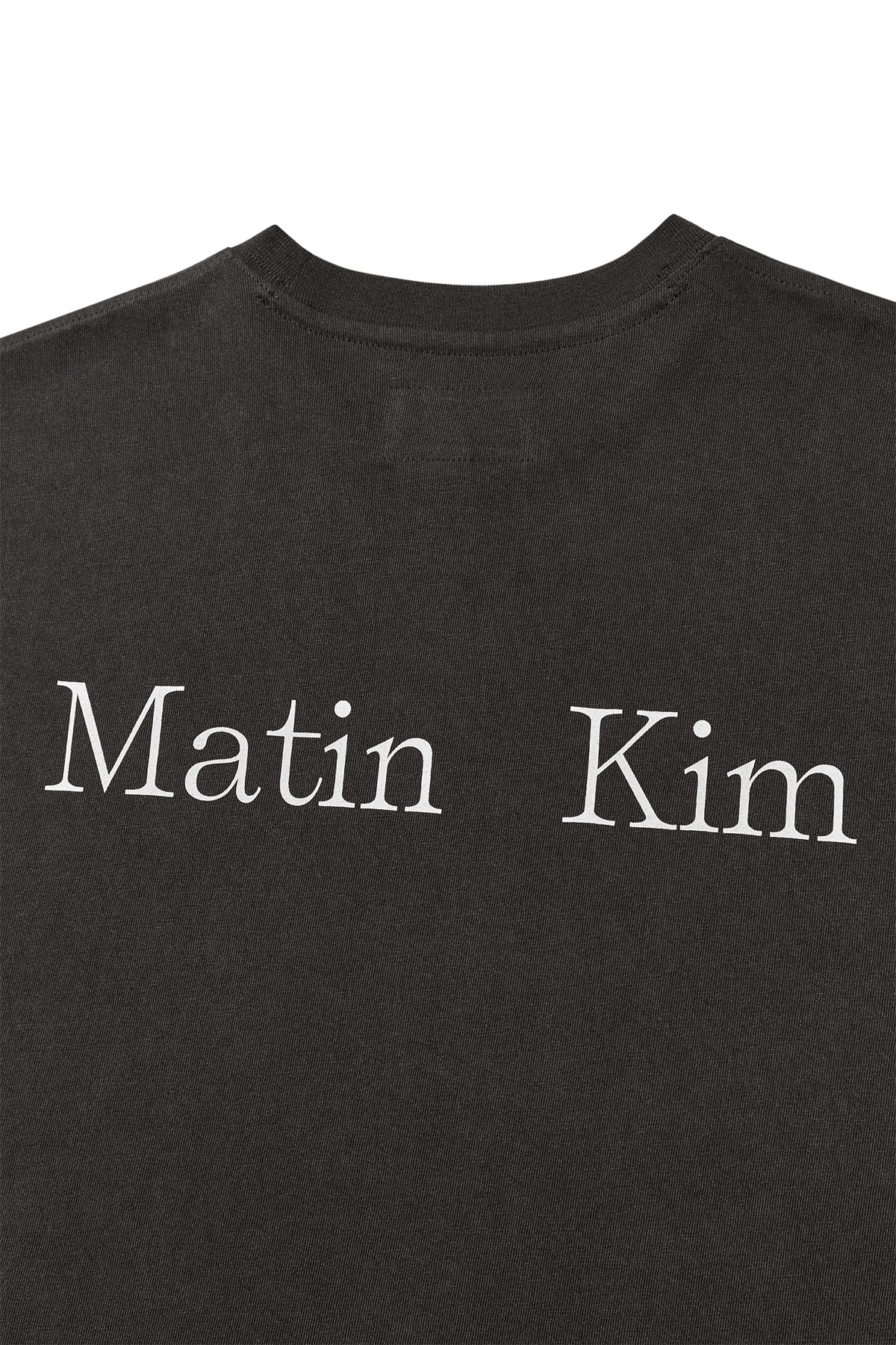[matinkim] VINTAGE WASHED LOGO TOP FOR WOMEN IN CHARCOAL