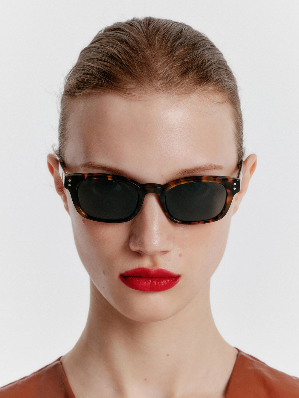 EENK Yves Classic Sunglasses - Brown