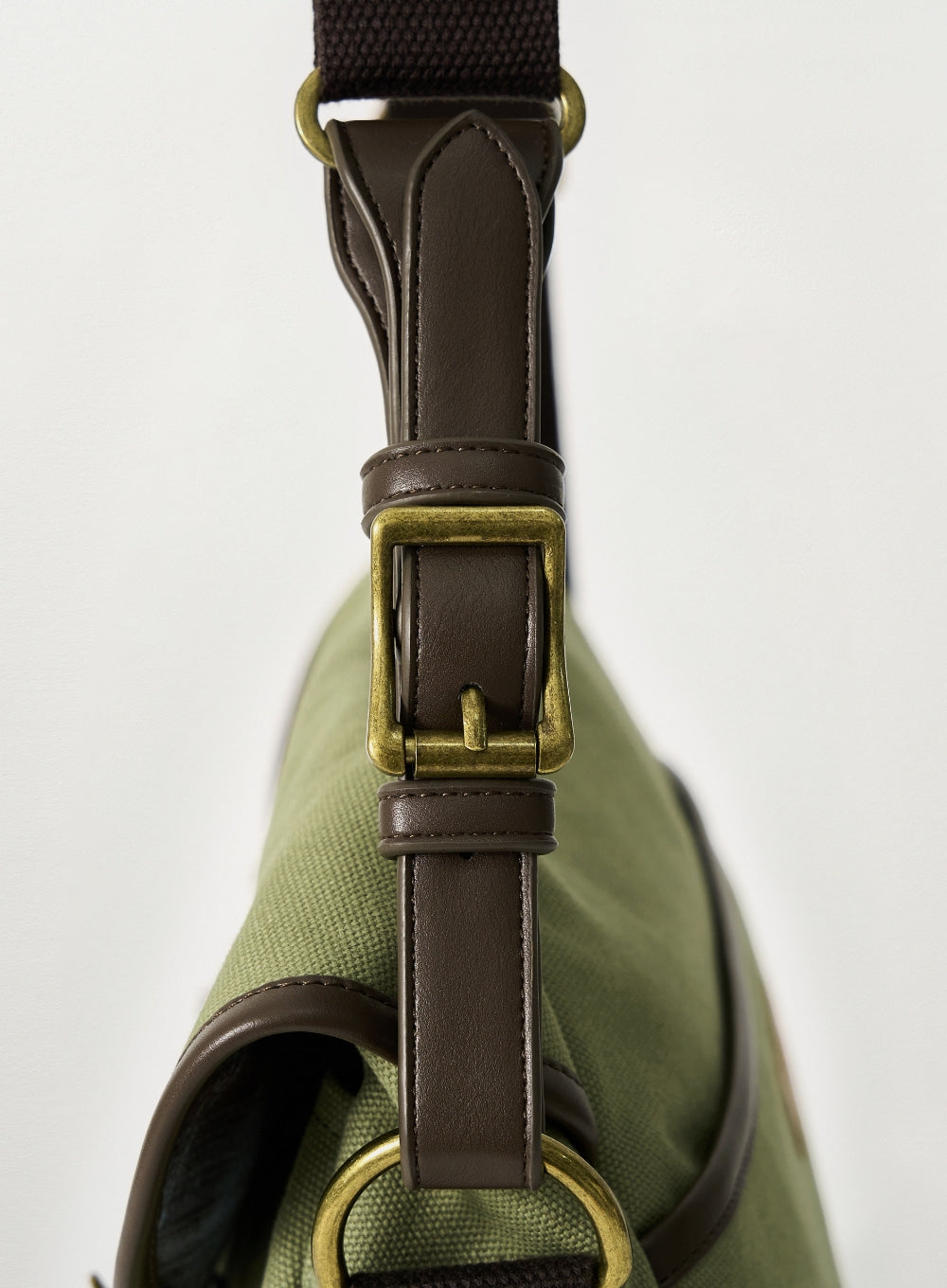 [satur] Classic Canvas Shoulder Bag - Khaki