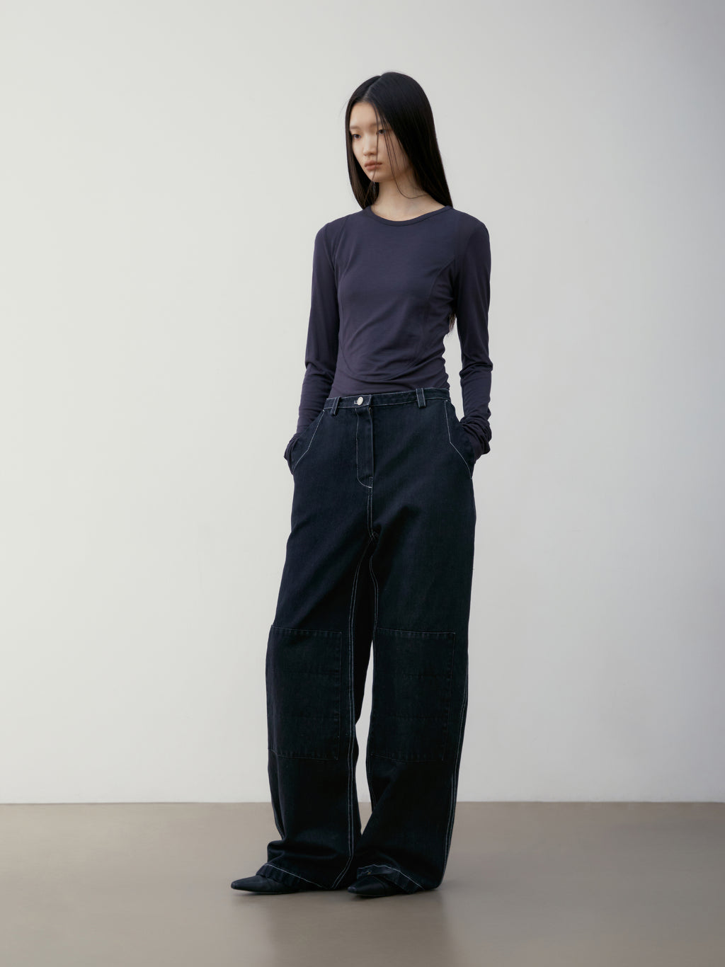 [low_classic] KNEE-PATCH DENIM PANTS
BLACK