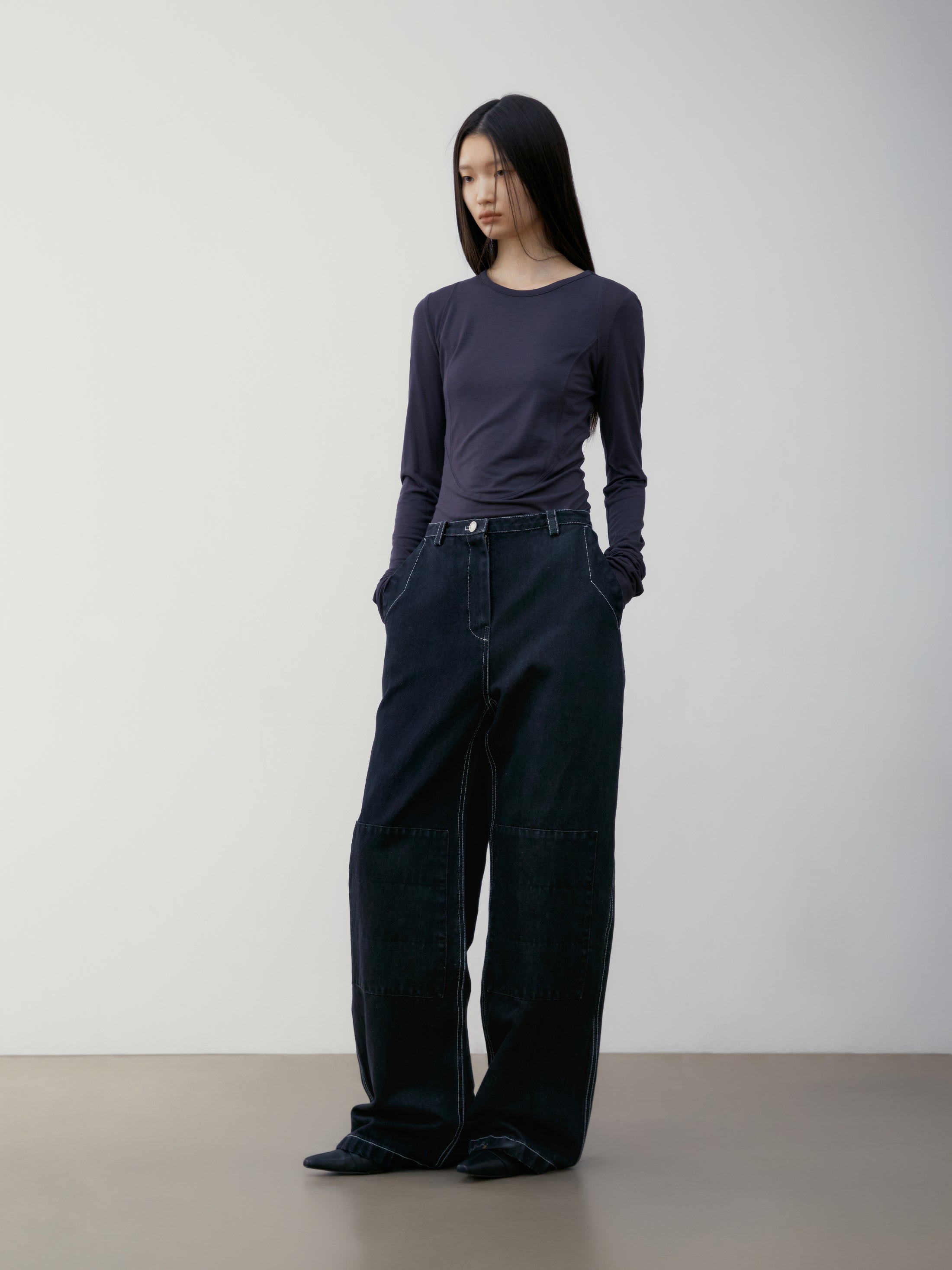 [low_classic] KNEE-PATCH DENIM PANTS
BLACK