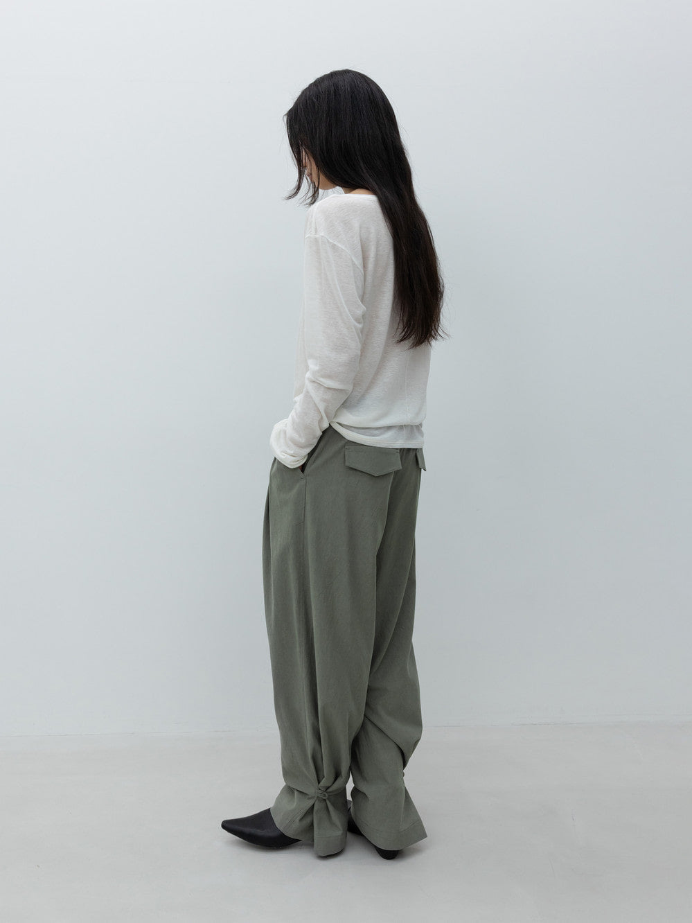 Low Classic Washed Cotton Wide Two-Tuck Pants Khaki