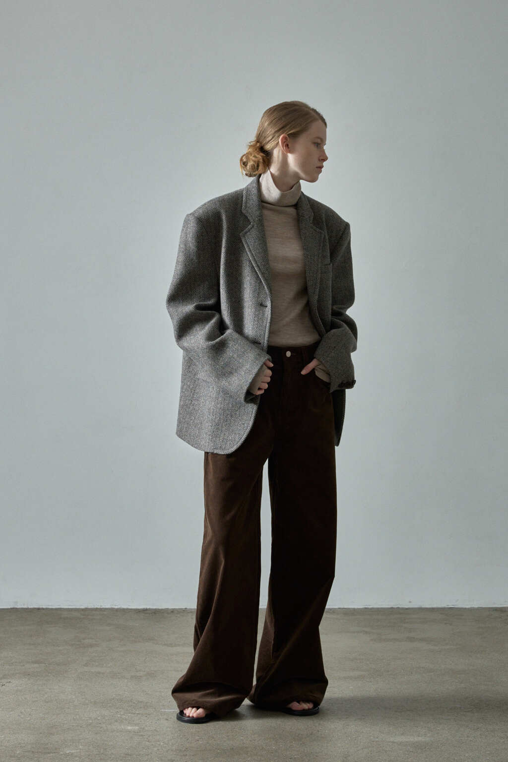 Facade Pattern Herringbone Tailored Jacket oatmeal