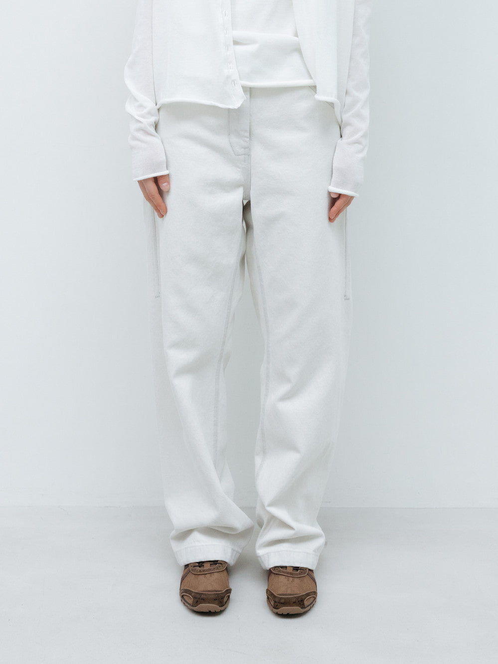 Low Classic New Straight Fit Denim Smoke White