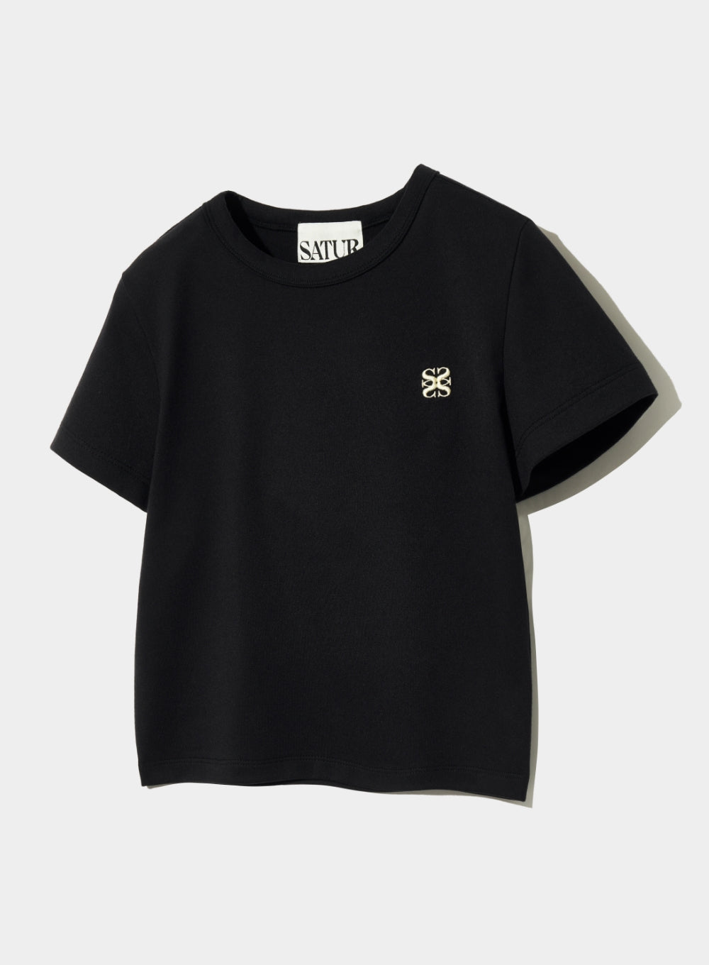 [satur] (W) Essential Basic Logo T-Shirt - Classic Black
