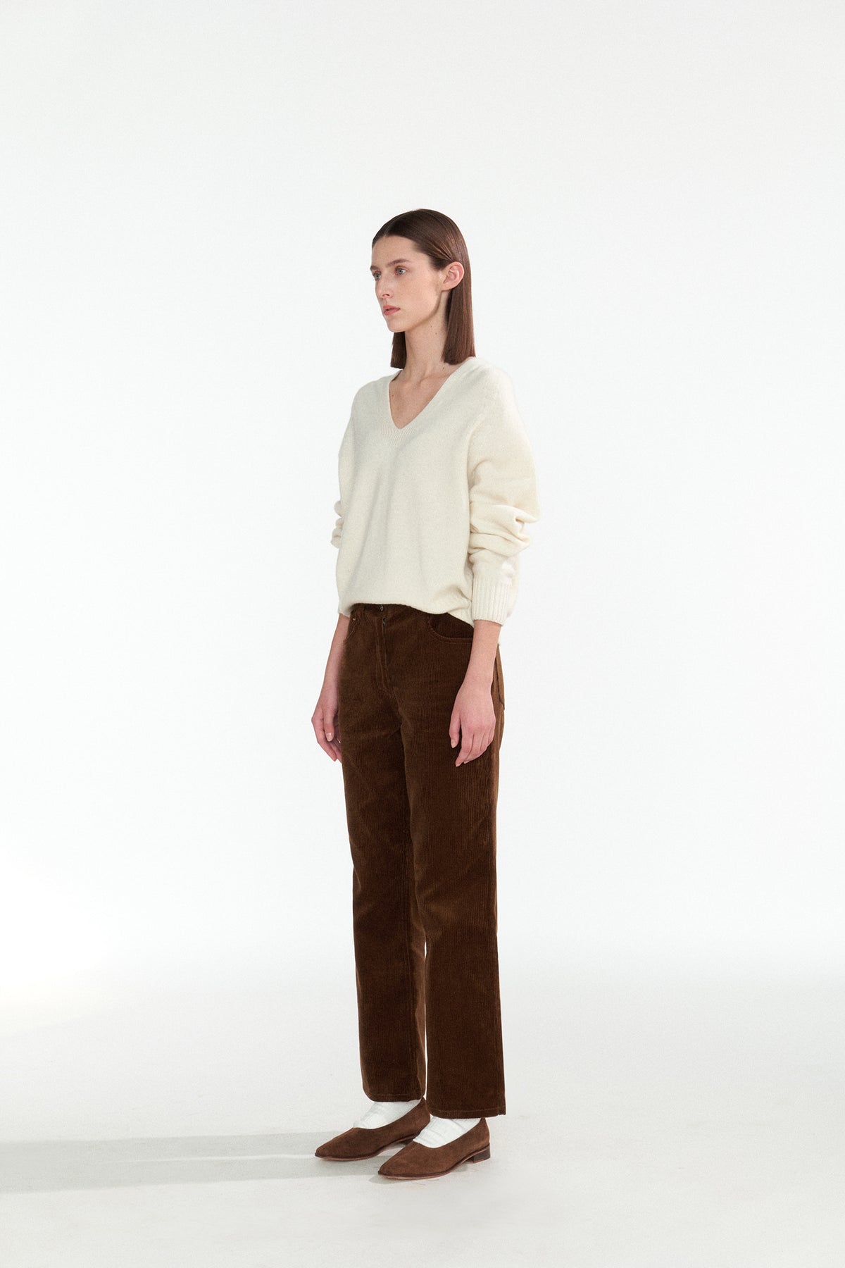 Nothing Written Erin wool v-neck pullover (Ivory)