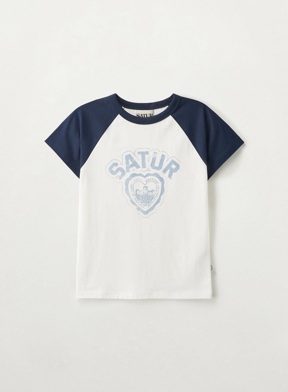 Satur (W) Heart Graphic Raglan T-Shirt - White