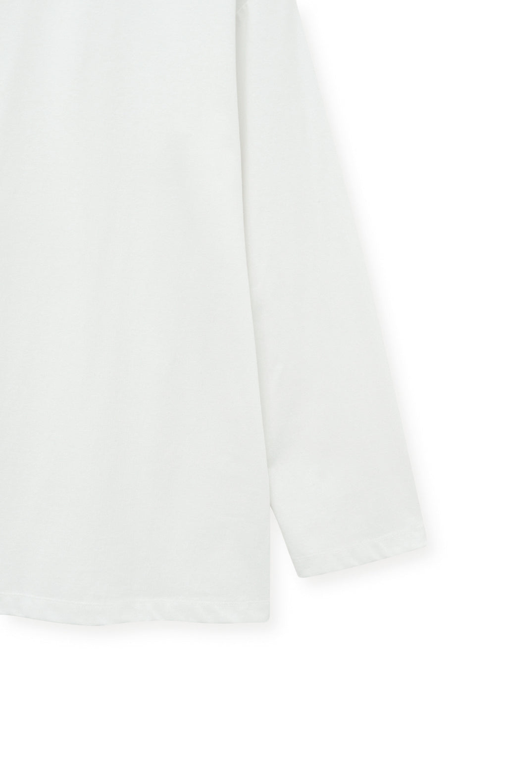 [matinkim] TUCK POINT LONG SLEEVE TOP FOR WOMEN IN WHITE