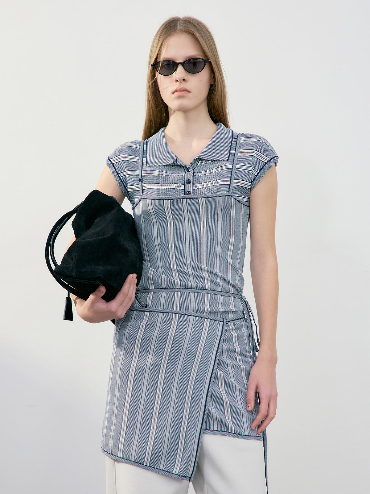 Low Classic Stripe Sleeveless Knit Top Navy