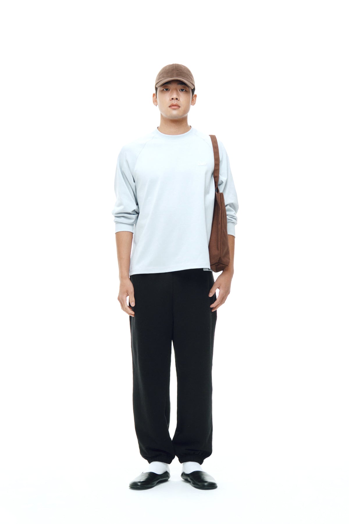Emis Small Line Patch Raglan LS T-Shirt-Ash Blue