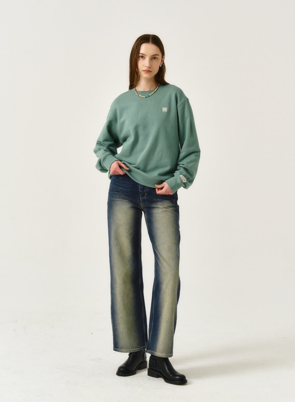 [satur] (W) Loren Classic Logo Basic Sweatshirt - Sage Green