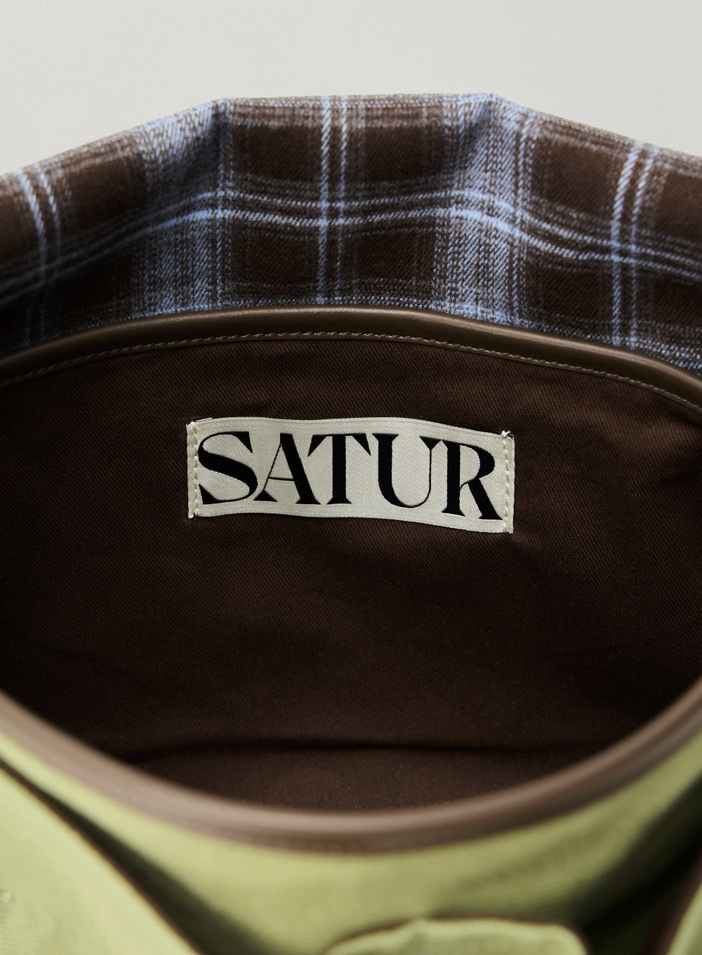 [satur] Classic Canvas Shoulder Bag - Khaki