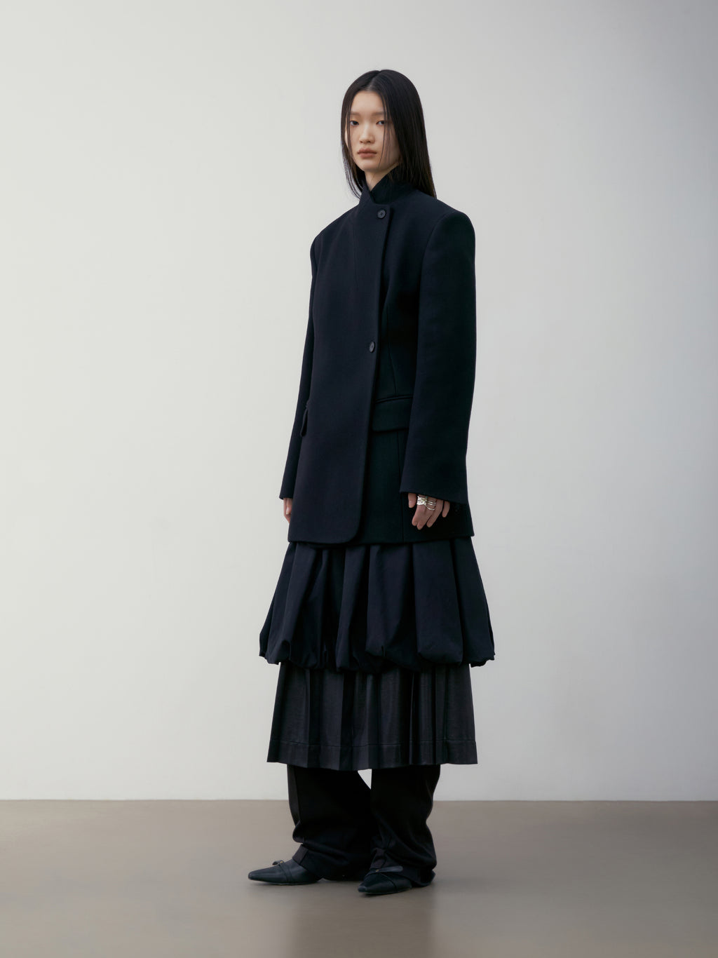 [low_classic] SLIM FIT WOOL COAT
BLACK