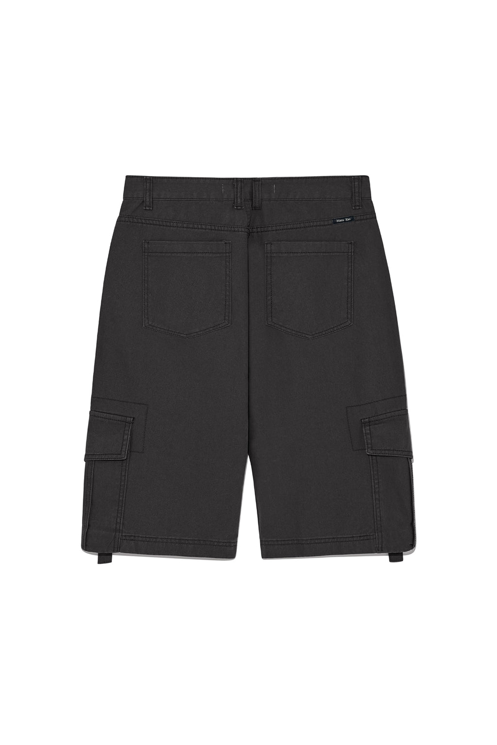 [matinkim] SEMI SLIMFIT BERMUDA PANTS IN CHARCOAL