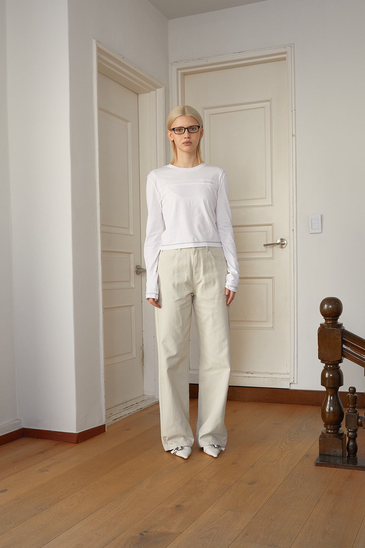 [matinkim] STITCH POINT WASHED COTTON PANTS IN CREAM