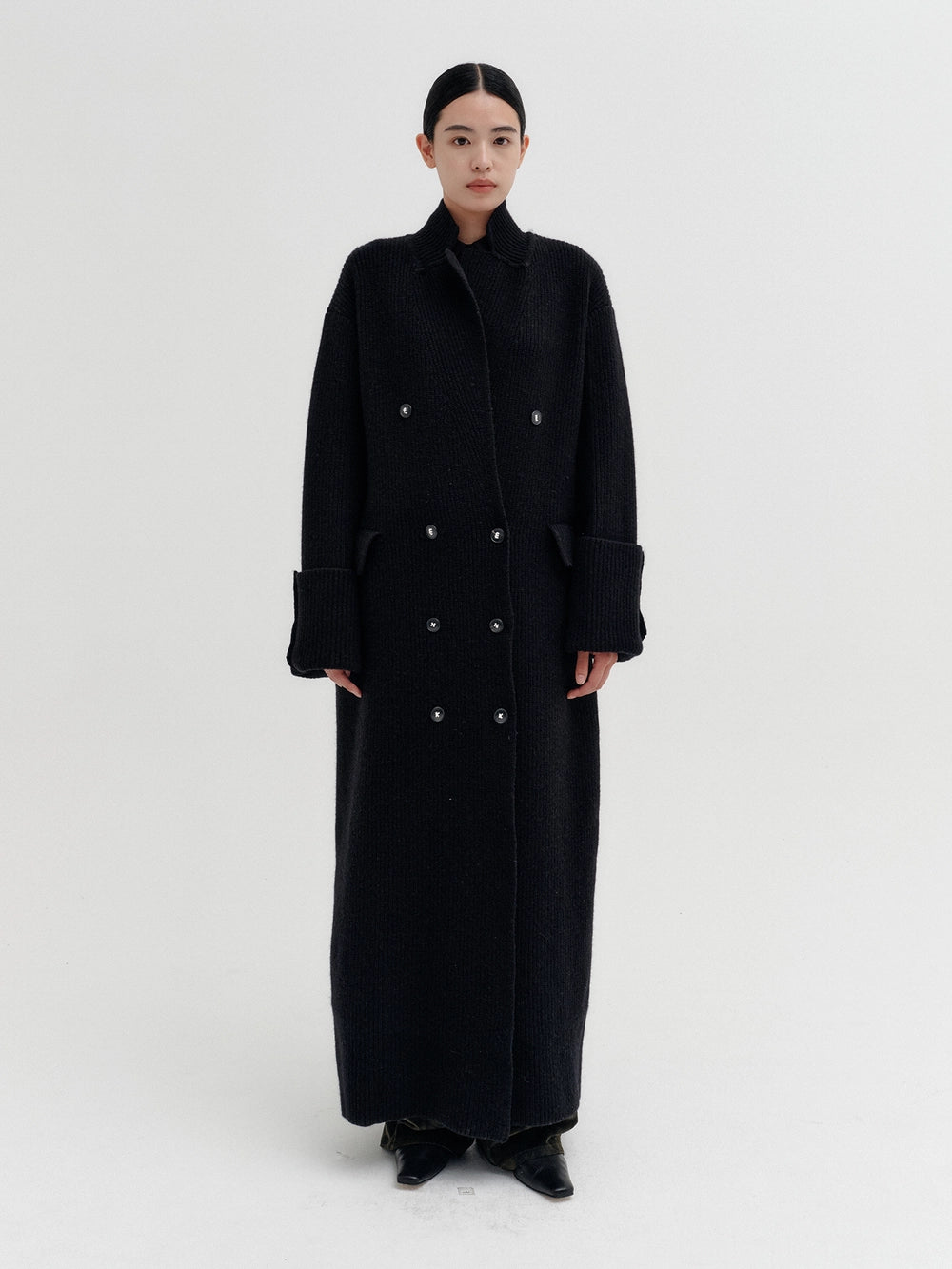 EENK Classic Double-Breasted Knitwear Coat - Black