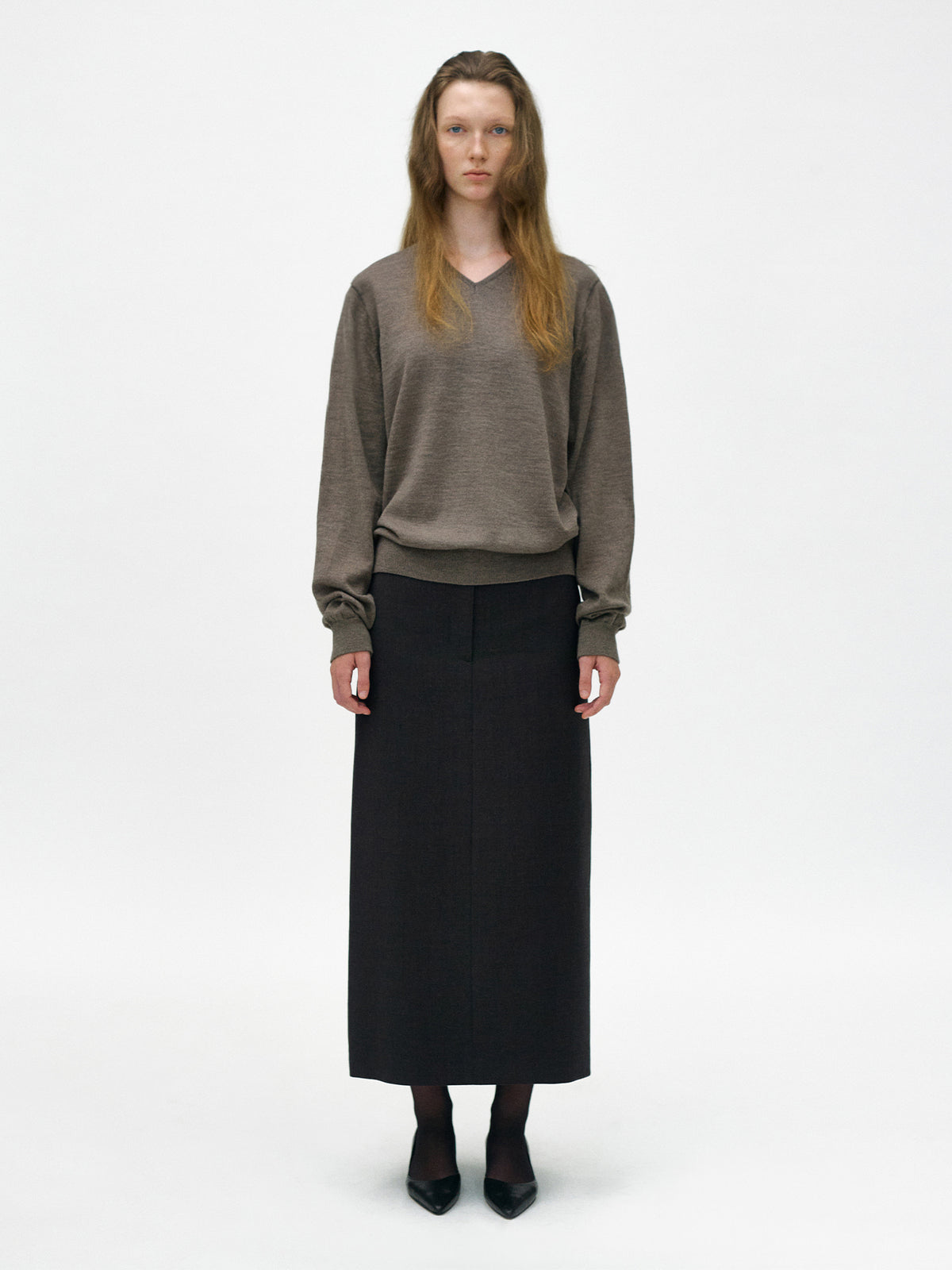 Nothing Written Charlotte v-neck pullover (Mocha gray) (Pre-order, ships from Nov 13)