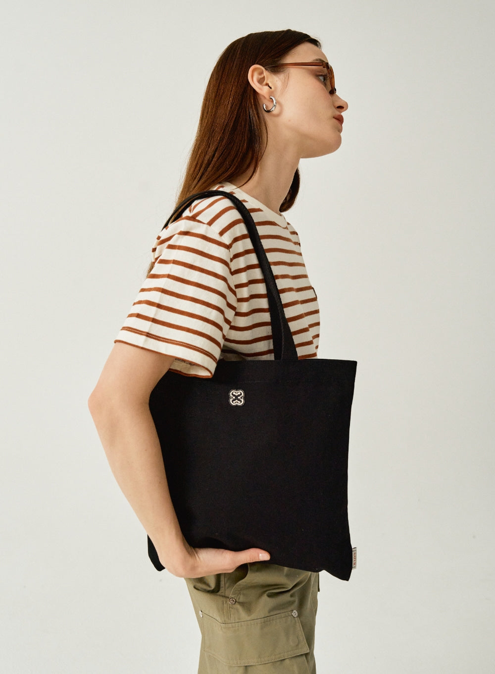 [satur] All Day Canvas Book Bag - Classic Black