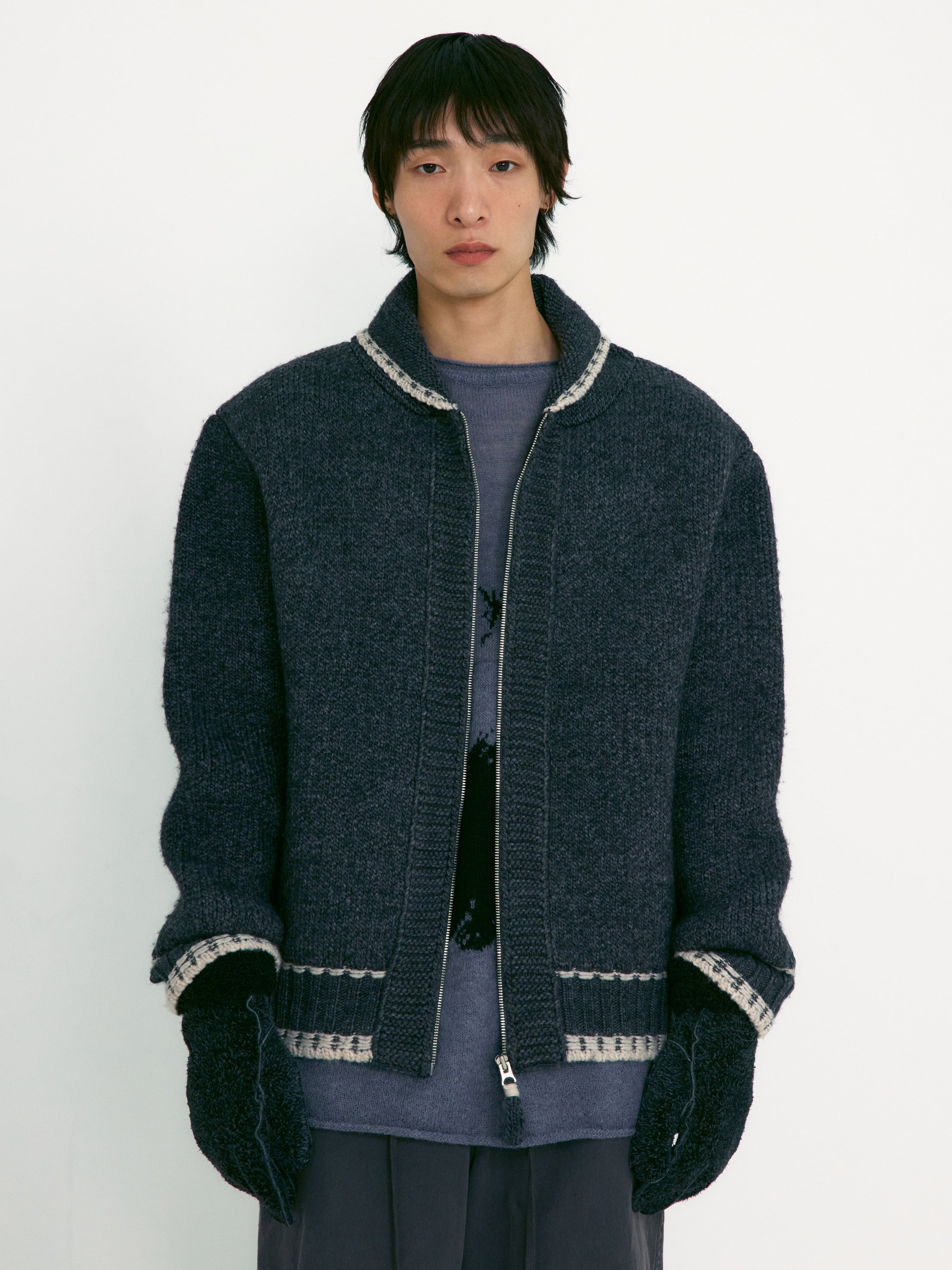 [low_classic] Tabi Gloves
Black