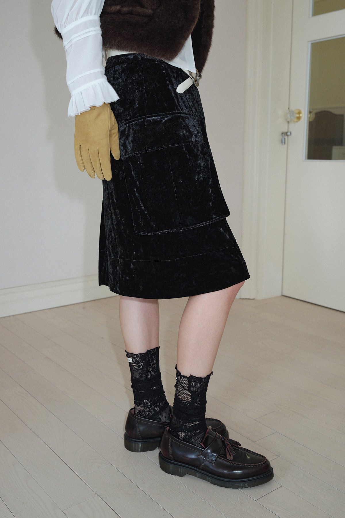 Overdueflair Velvet Cargo Midi Skirt Black