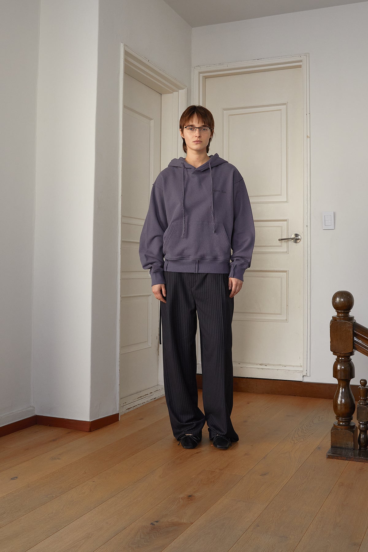 [matinkim] RIB CUT DETAIL LOGO HOODY IN SMOKE BLUE