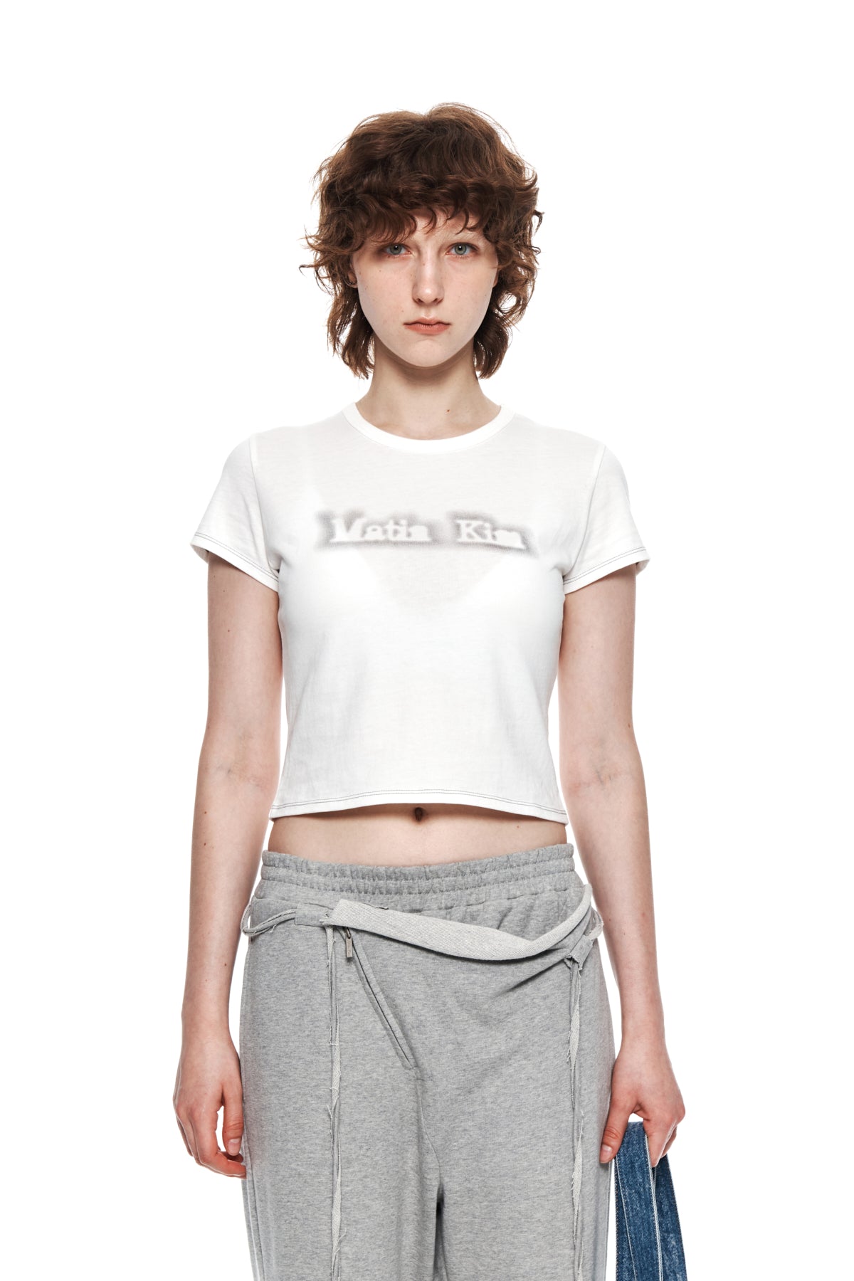 [matinkim] MATIN SHADE LOGO CROP TOP IN WHITE