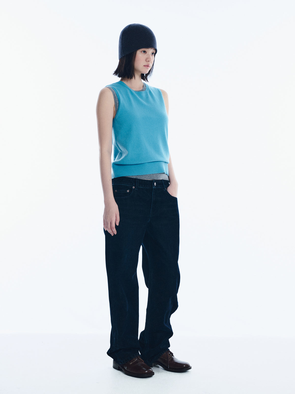Low Classic Wool Cash Blend Knit Sleeveless Mint Blue