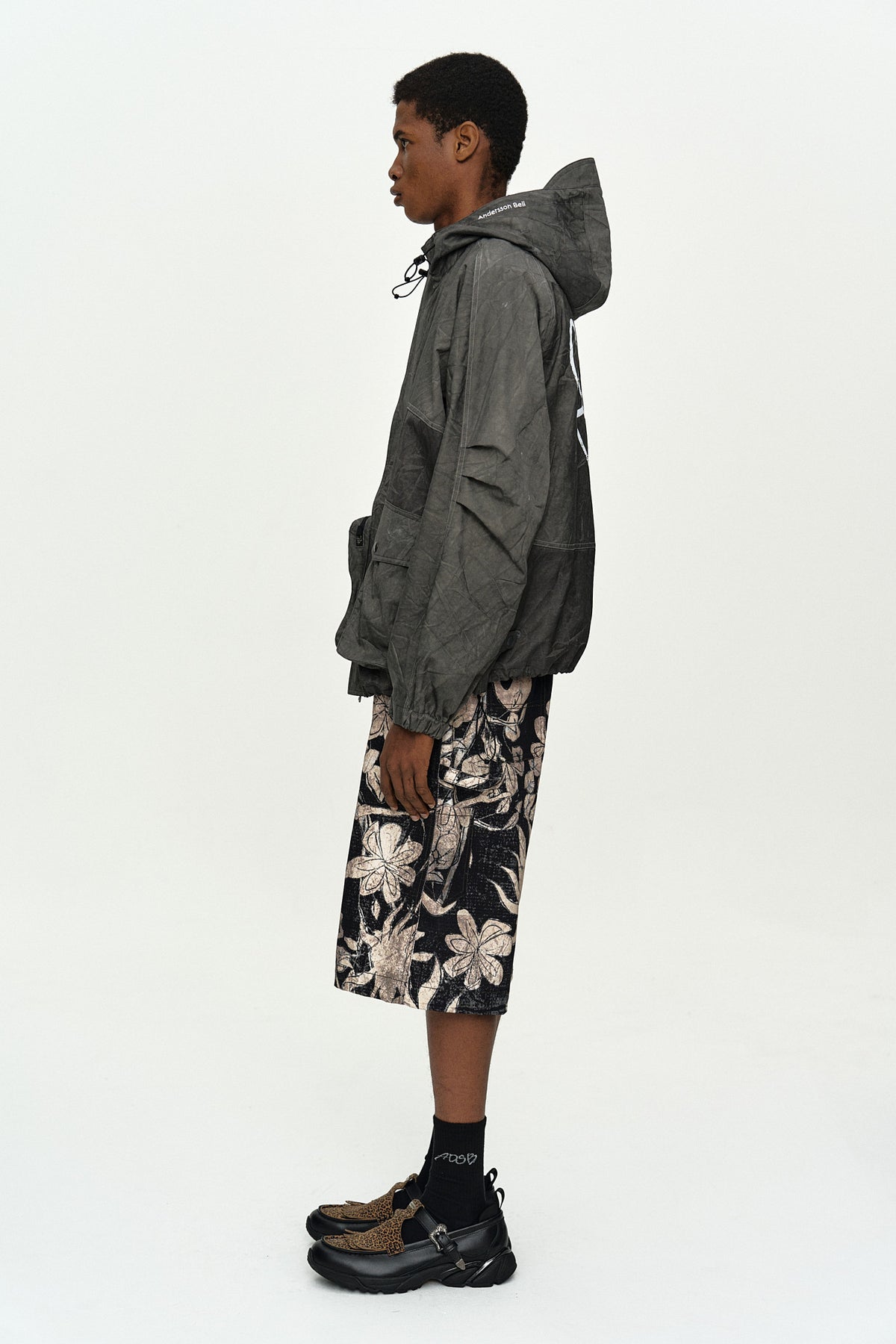 Andersson Bell Flower Printed Carpenter Shorts