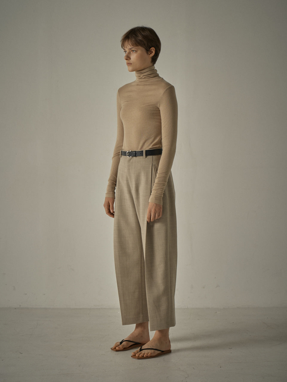 Facade Pattern Round Wool Pants oatmeal