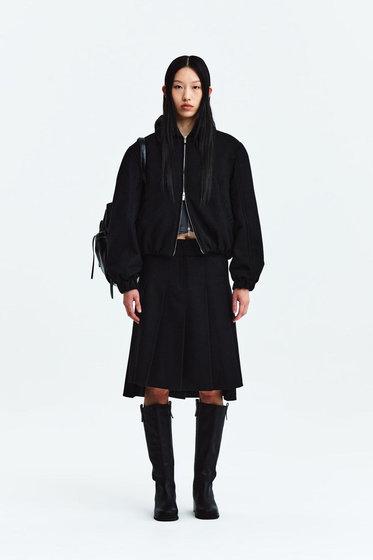 [matinkim] UNBALANCE PLEATS MIDI SKIRT IN BLACK