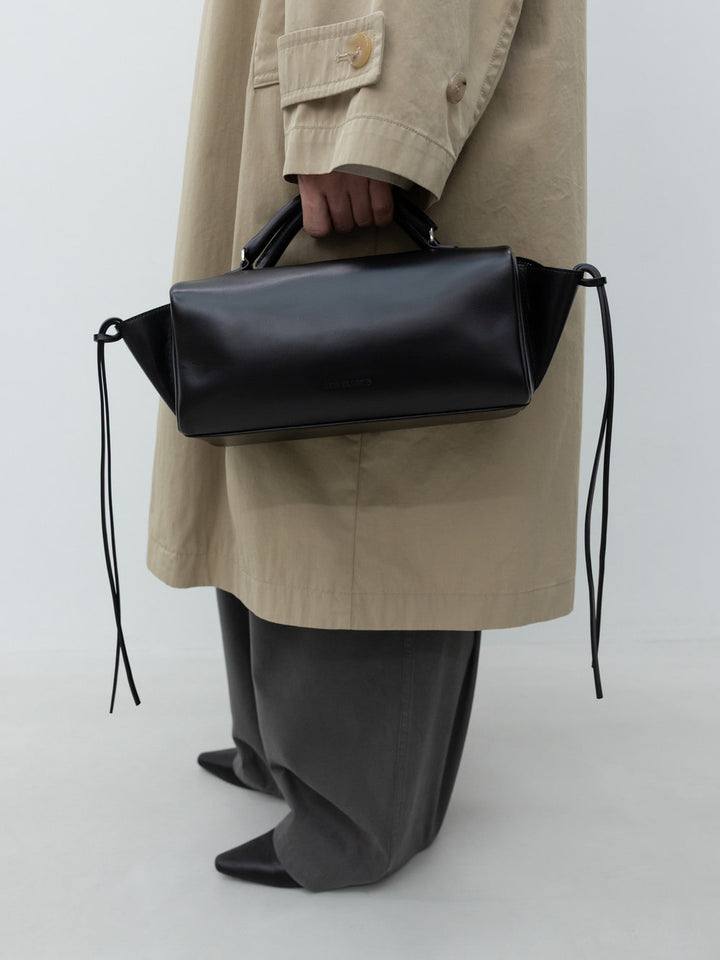 Low Classic Loaf Tote Bag Black