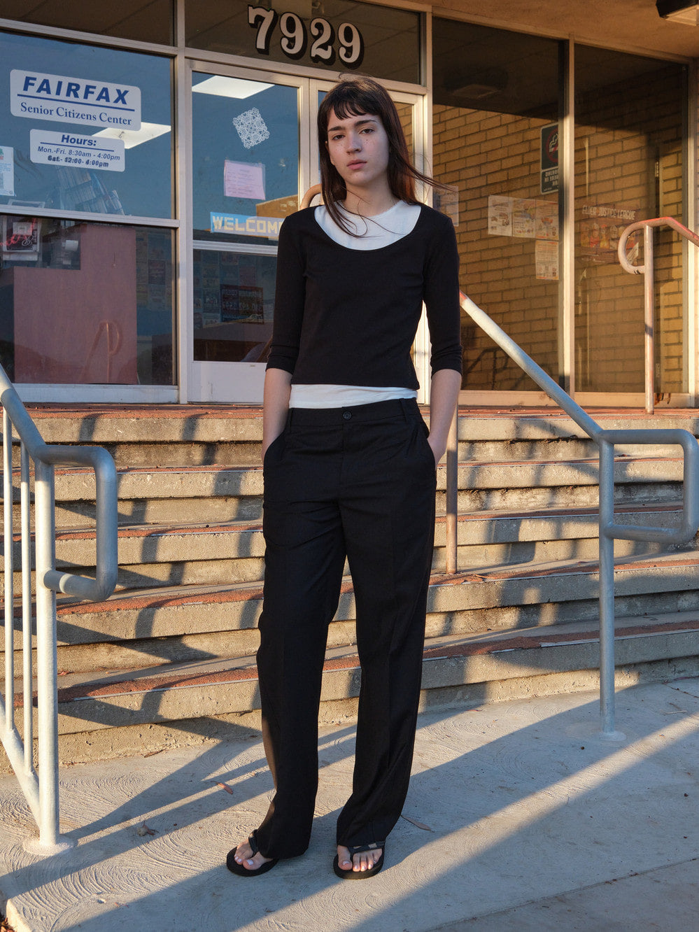 Low Classic Low Rise Straight-Fit Slacks Black