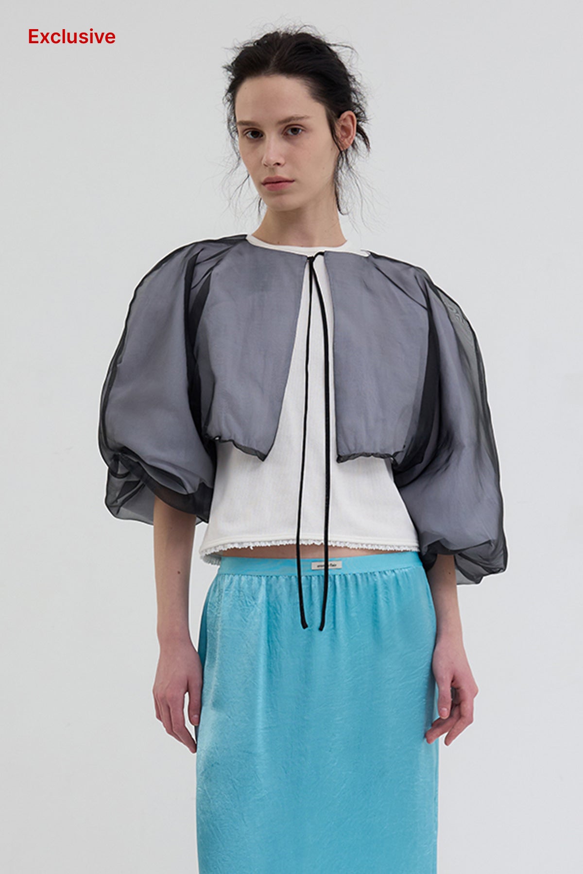 Overdueflair Volume Bolero Top White/Black