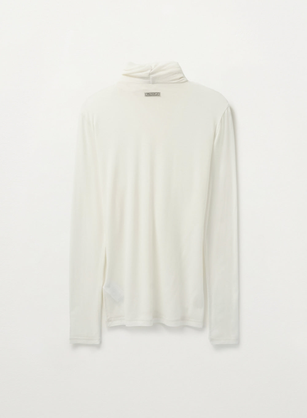 [satur] (W) Crossed Turtle Neck Long Sleeve - White