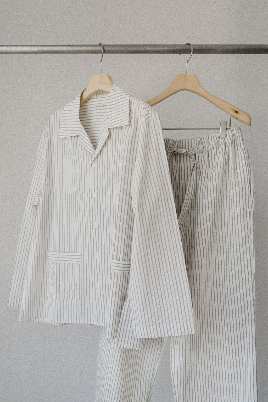 Facade Pattern Comfort Stripe Shirt