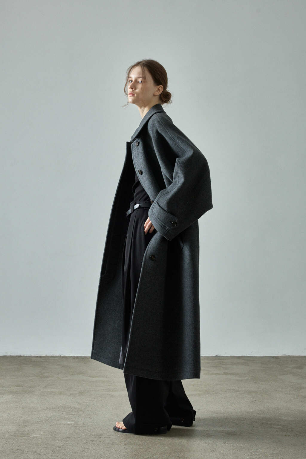Facade Pattern Oversized Cashmere Balmacaan Coat charcoal