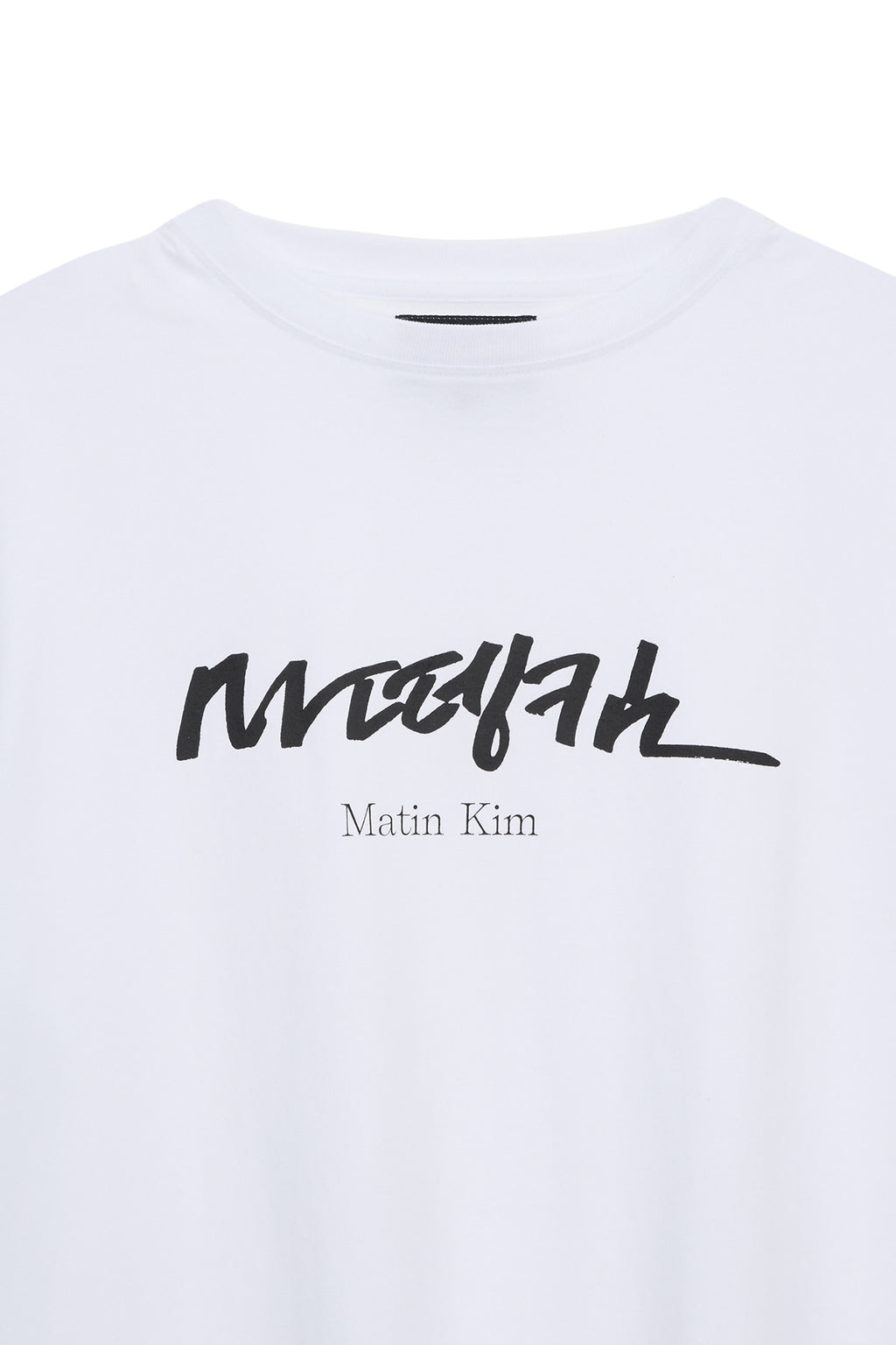 [matinkim] HANGEUL BIG LOGO POINT TOP IN WHITE