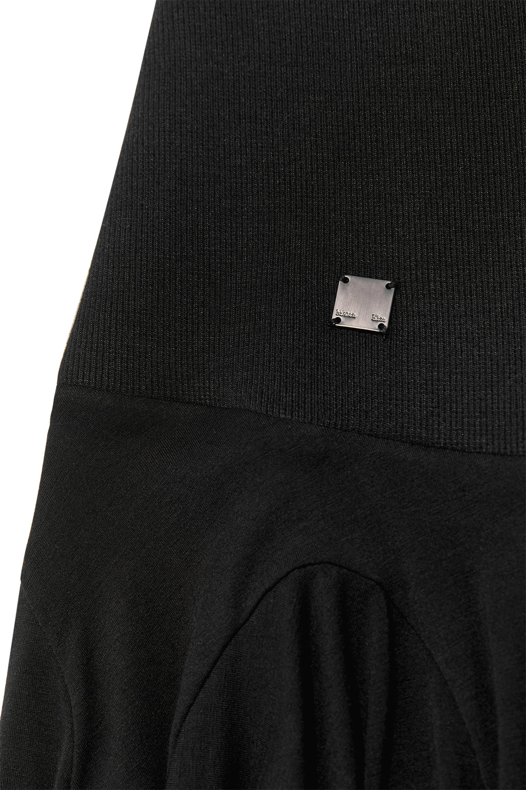 [matinkim] UNBALANCE FLARE FOLDING SKIRT IN BLACK
