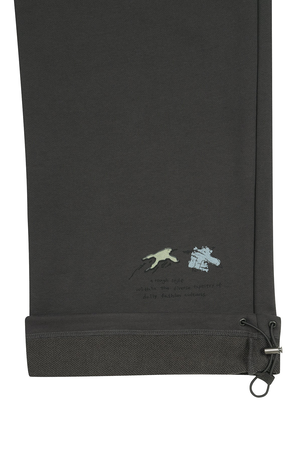 [matinkim] GRAFFITI ARTWORK SWEATPANTS IN CHARCOAL