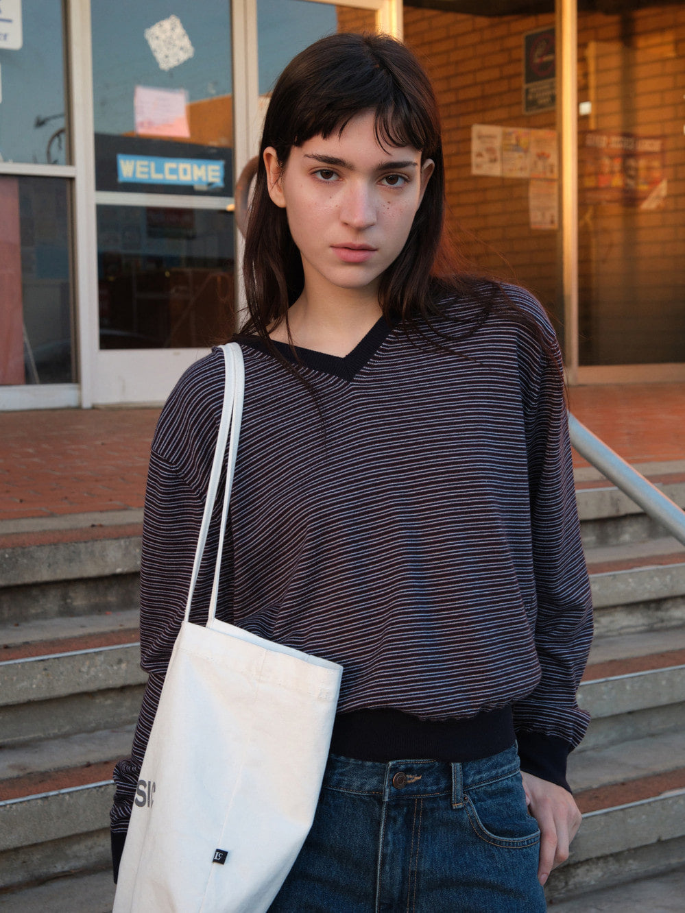 [Low Classic] Striped V-Neck Sweater_Navy