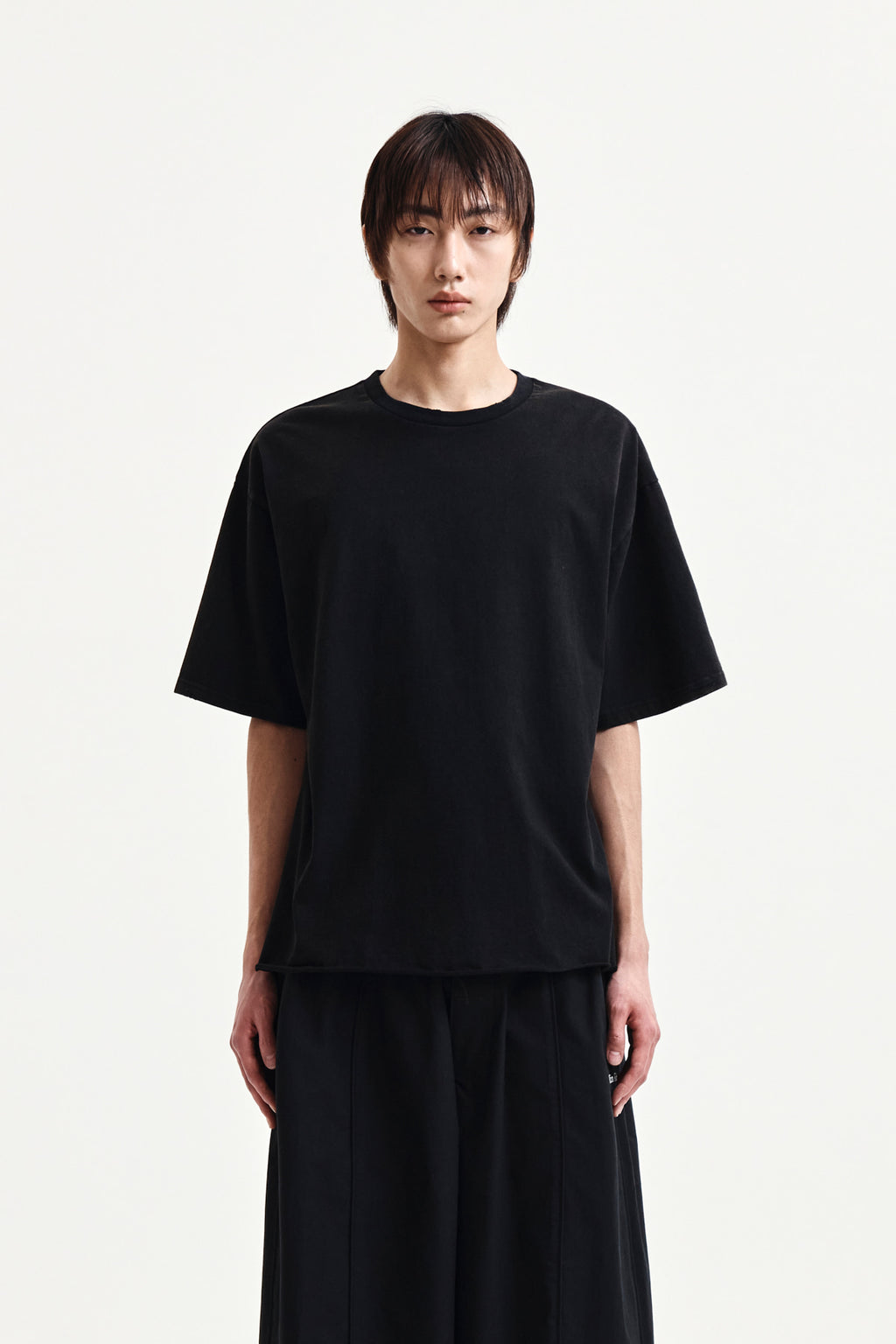 Matinkim Raw Cut Graffiti Logo Top IN Black