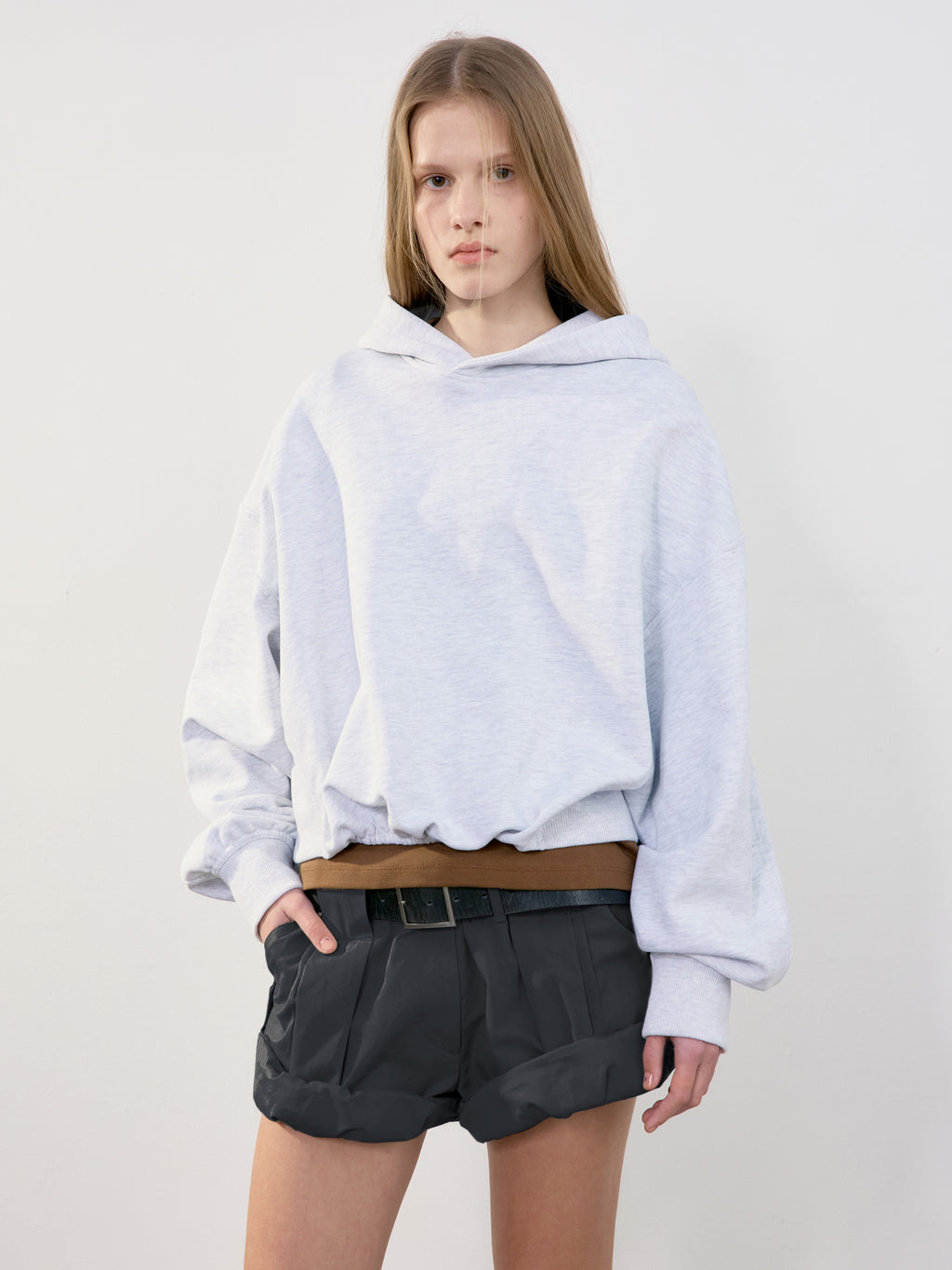 Low Classic Tuck Point Turn-Up Shorts Charcoal