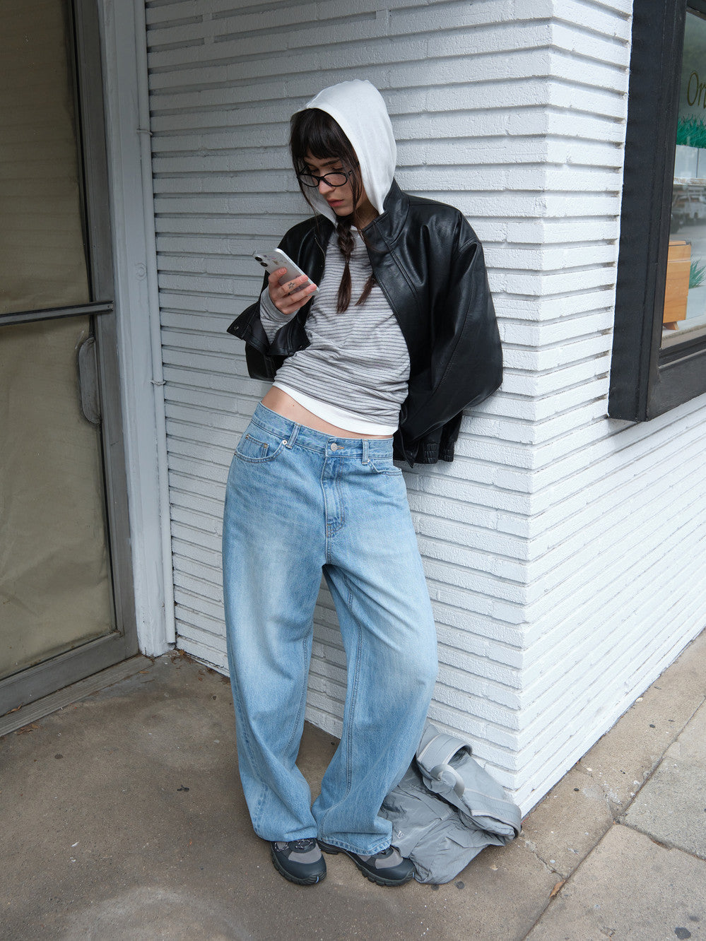 Low Classic Relaxed Loose-Fit Jeans Light Blue