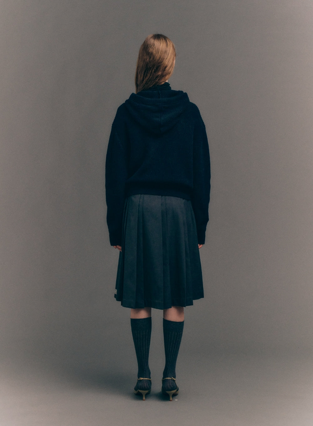 [satur] (W) Applique Logo Cashmere Blend Hood Knit - Classic Black