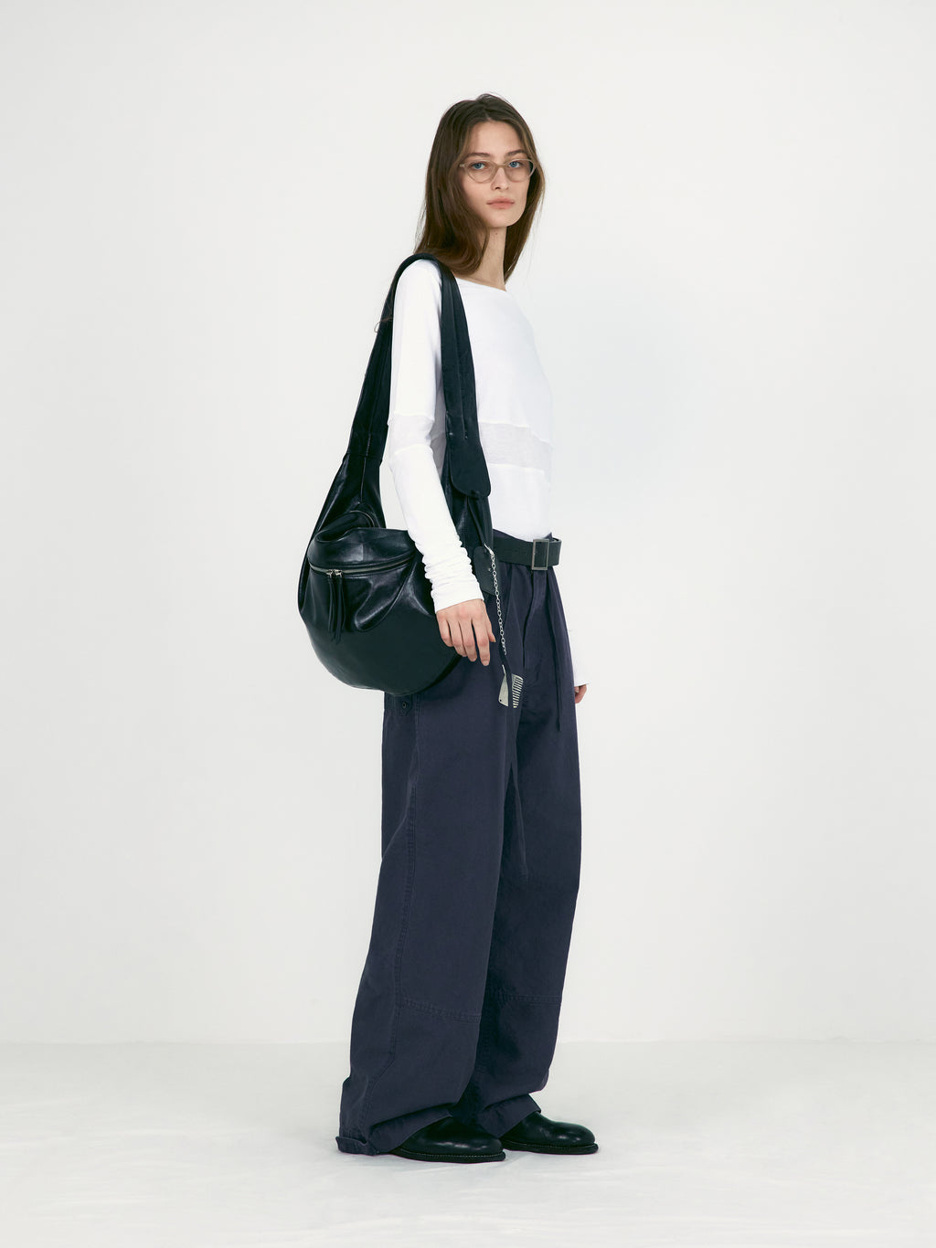 [low_classic] Corset Point Sleeve Top
White